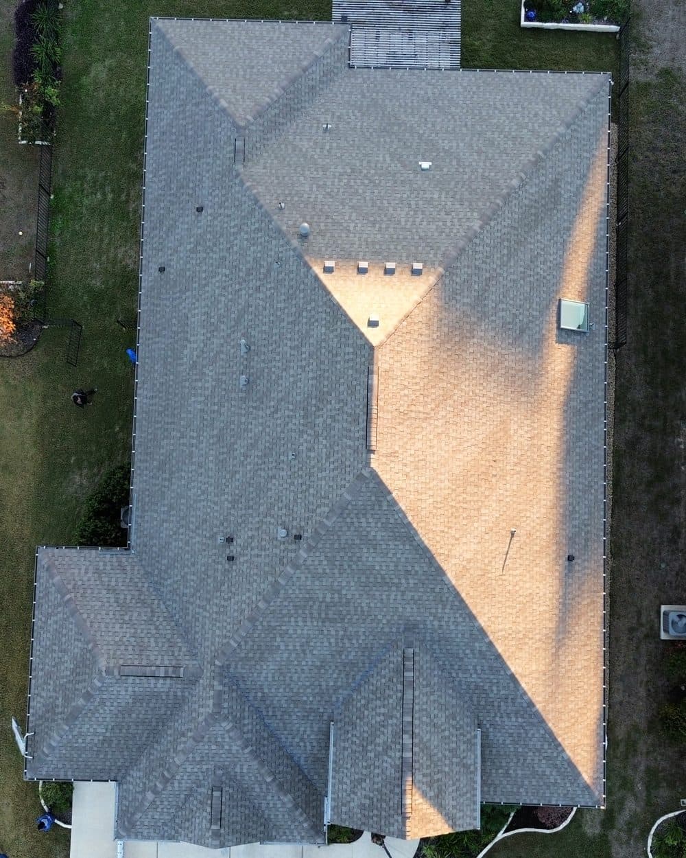 Shingle Roof Installation Cedar Park TX | Helix Roofing LLC Shingle roof installation Cedar Park TX, residential roofing project completed by Helix Roofing LLC, roofing contractor serving Cedar Park and Greater Austin